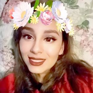 Meet your Posher, Karina